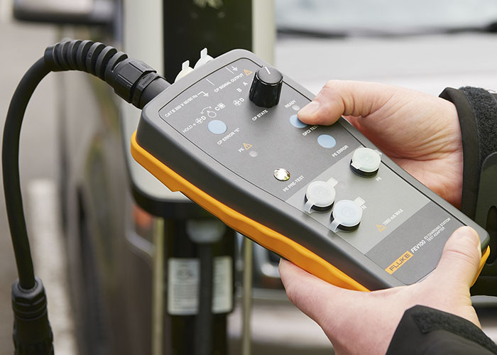 Fluke FEV100 Adaptador comprobación estaciones de carga vehículos eléctricos
