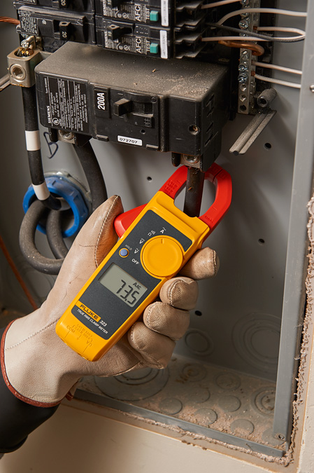 Fluke 323 Pinza Amperimétrica TRMS CA 400A